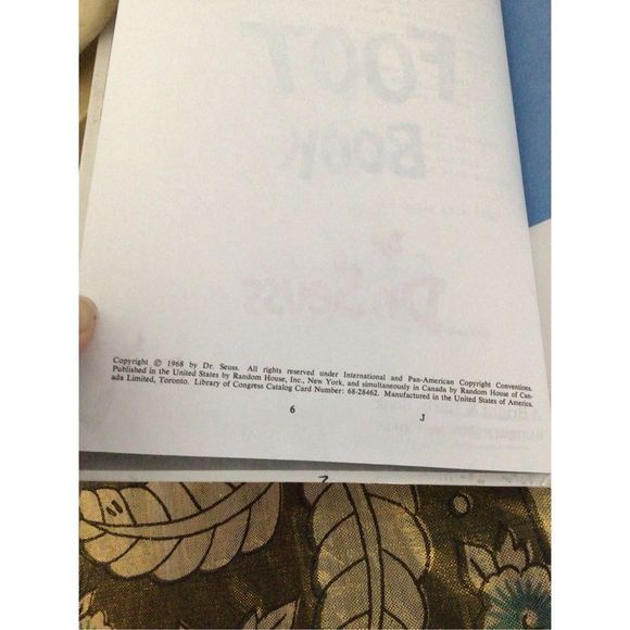 1968 The Foot Book Hardback Vintage Children’s Book - Picture 4 of 10